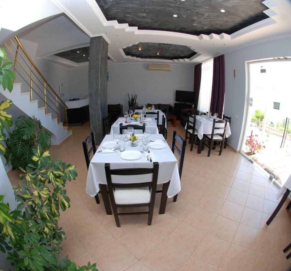 Villa Doka Sarandë Esterno foto