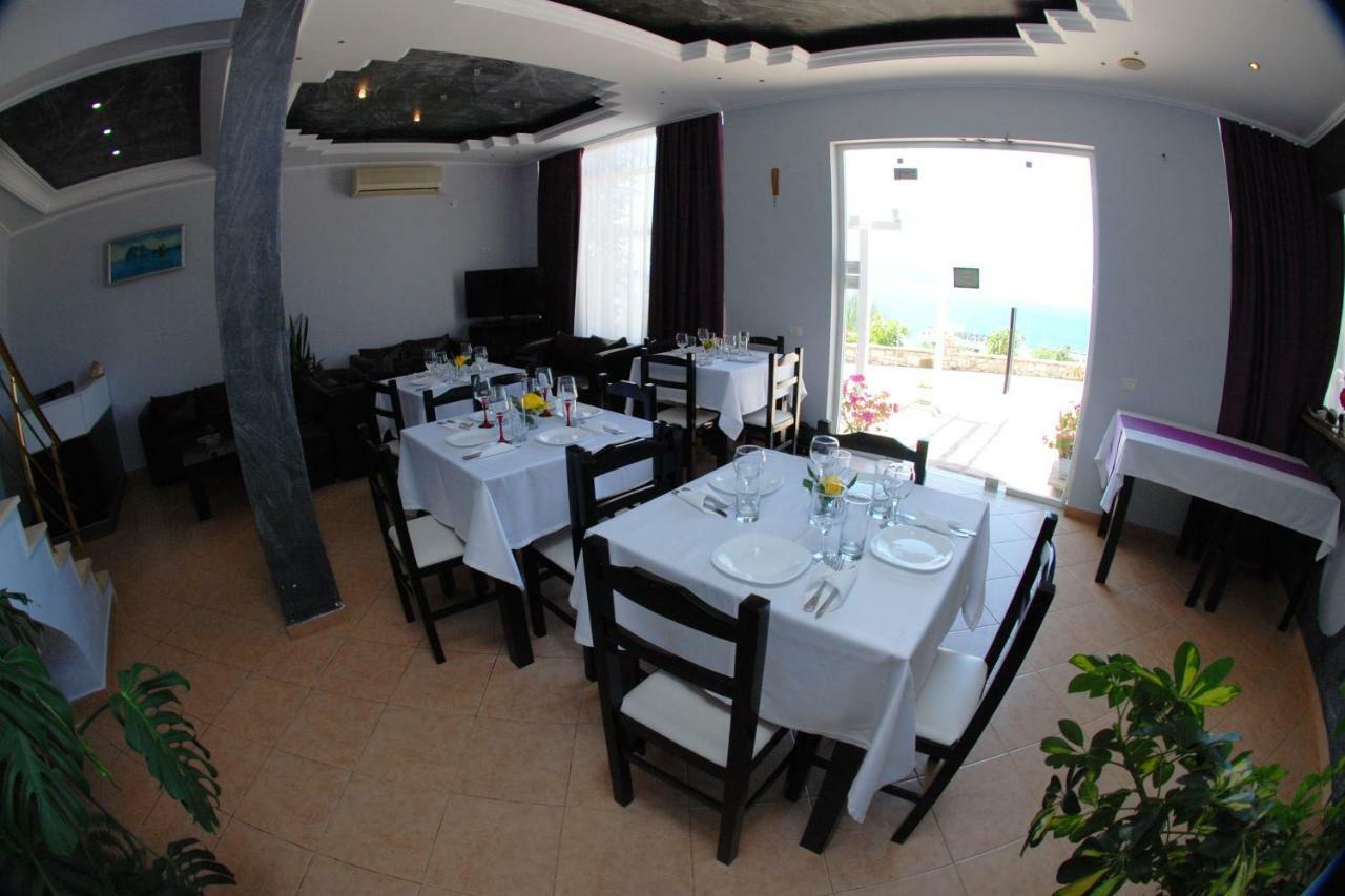 Villa Doka Sarandë Esterno foto